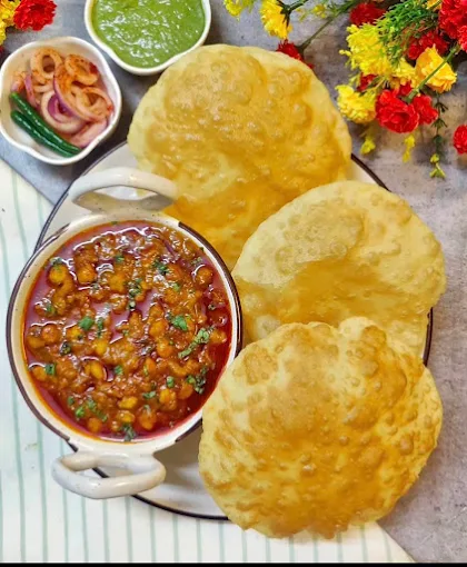 North Indian Curries at Makkar Kitchen Winnipeg - authentic Punjabi curry selection